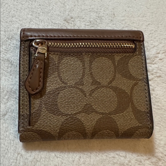 Coach Brown and Tan Signature Compact Coated Canvas and Leather Wallet EUC - Picture 6 of 15